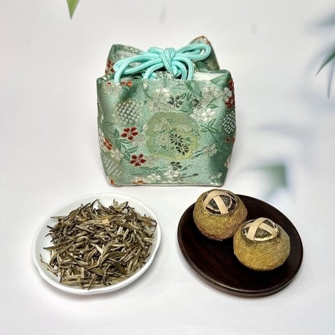 Lady Tan's Circle of Women Tea Tasting Kit Image